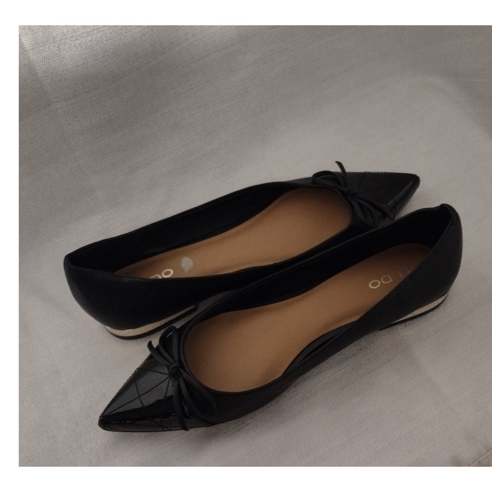 Aldo Shoes Women's 8 Black Ballet Flats Pointed Toe Bow Patent Leather - Picture 3 of 5